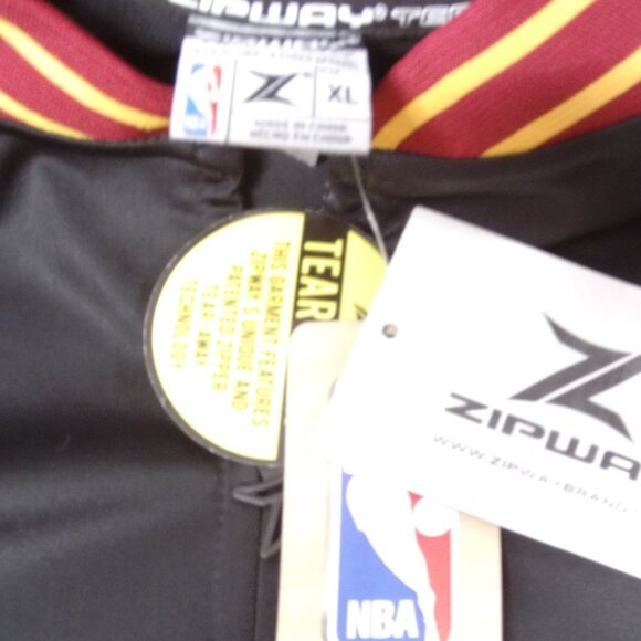 cleaveland cavaliers zip up sweater - Picture 2 of 5